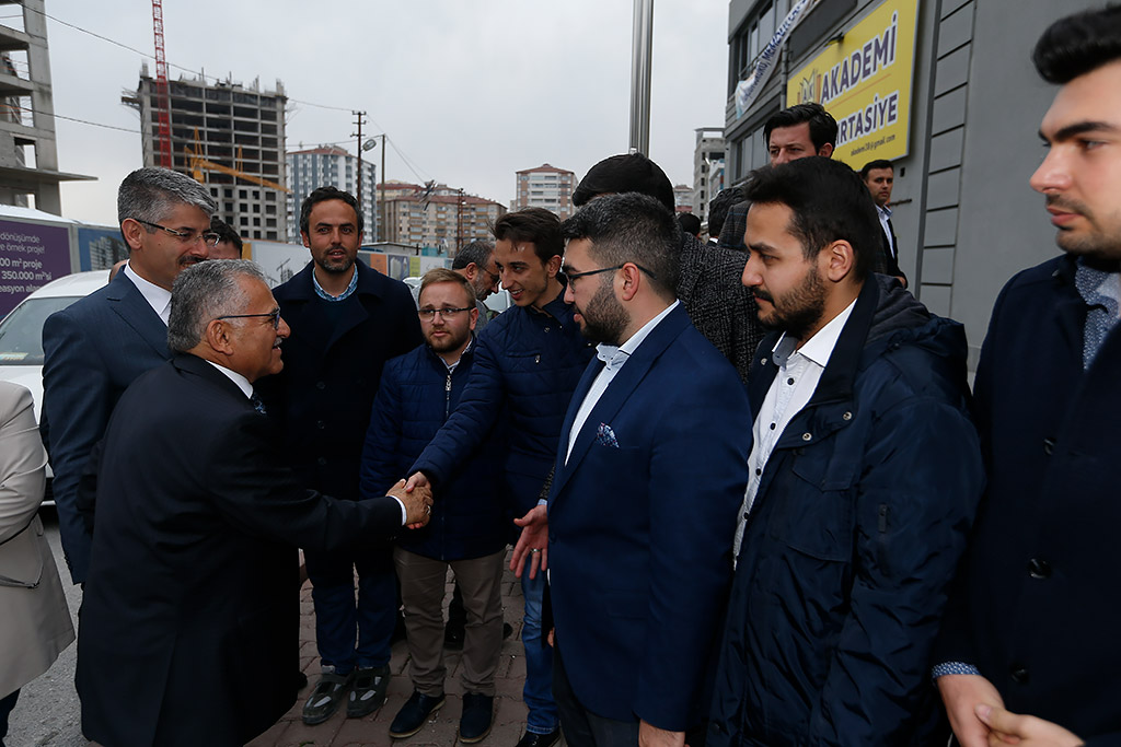 03.04.2019 - Başkan Büyükkılıç, Ak Parti İl Başkanı Şaban Çopuroğlu'na Teşekkür Ziyaretinde Bulundu