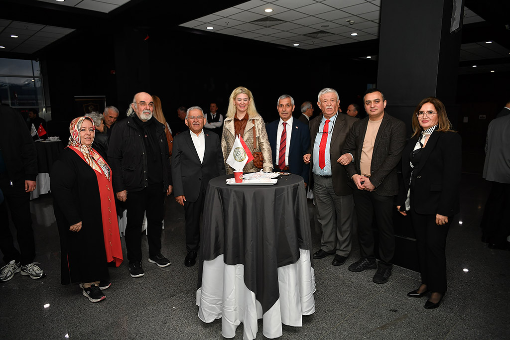 05.04.2026 başkan büyükkılıç kayseri barosu 100. yıl konseri programına katıldı