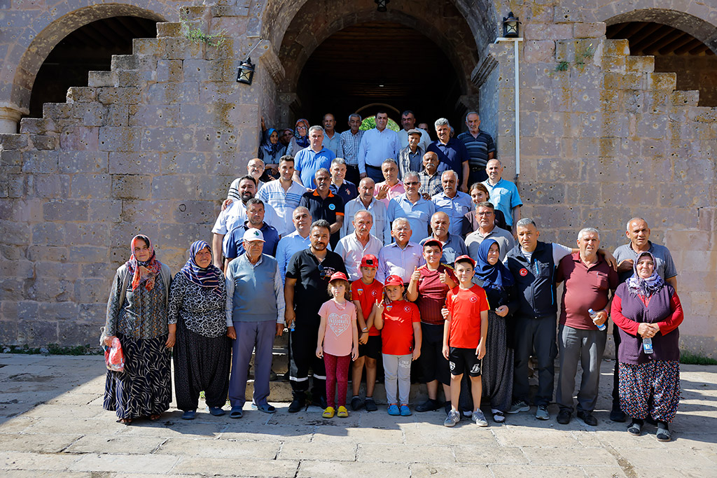 05.08.2026 - Başkan Büyükkılıç, Develi İlçesi Şıhlı Mahallesi'nde Vatandaşlarla Buluştu