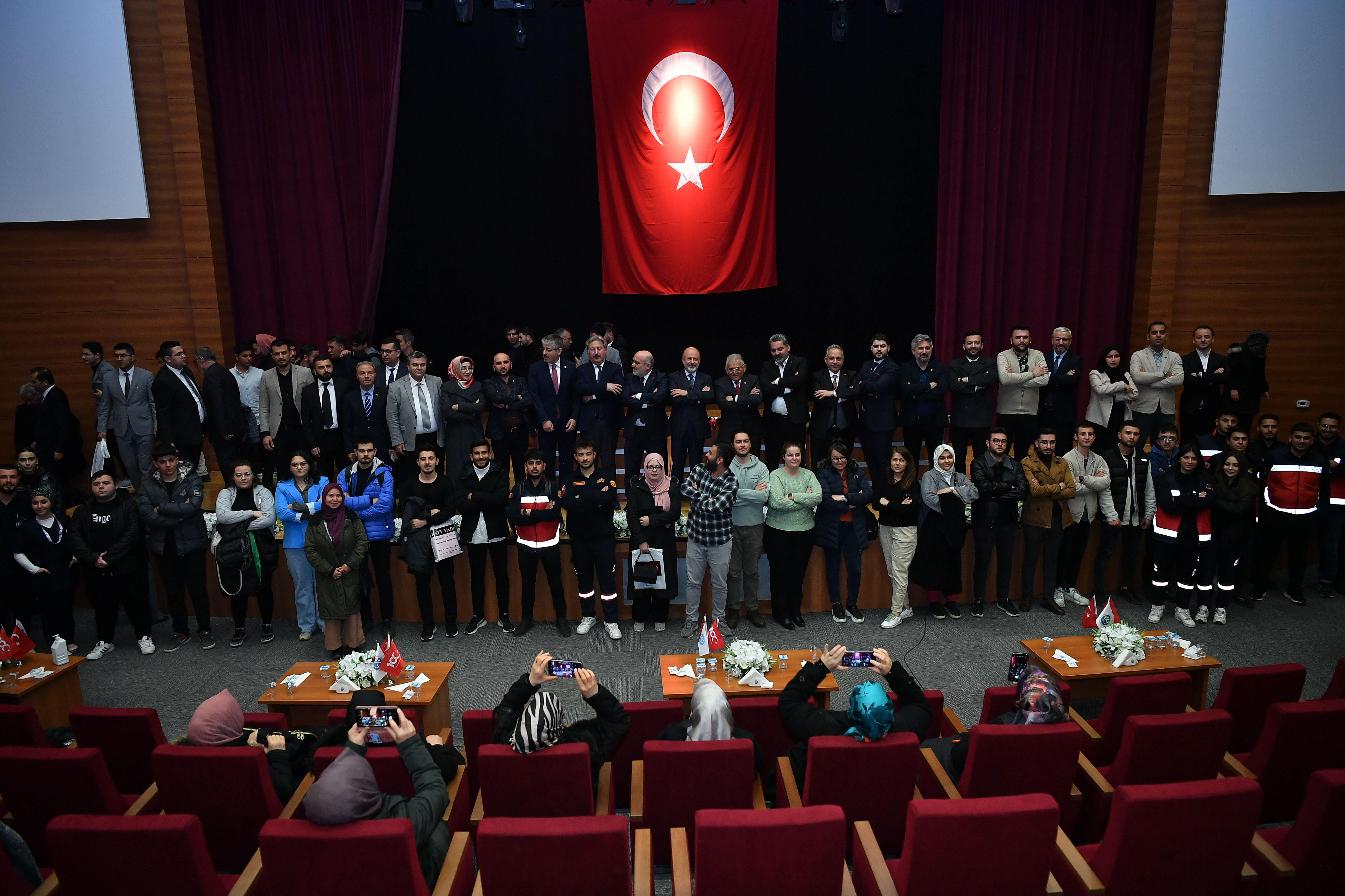 07.03.2024 - Başkan Büyükkılıç Kendini Kuran Şehir Paneli Kayseri Üniversitesi Öğrenci Buluşması