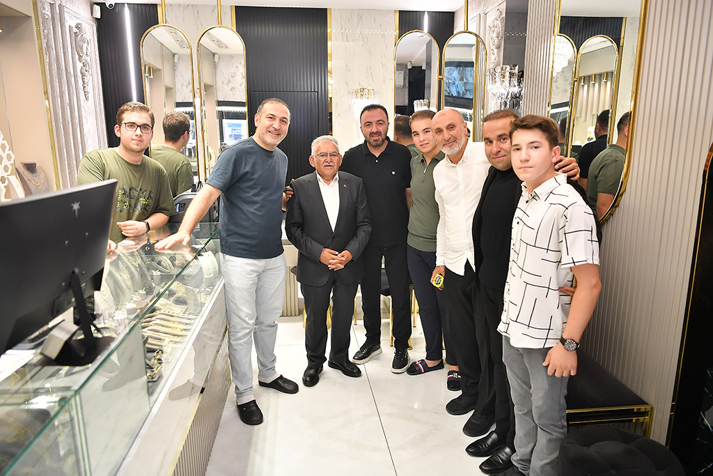 08.08.2025. başkan büyükkılıç camii kebir cuma namazı ve esnaf gezisi