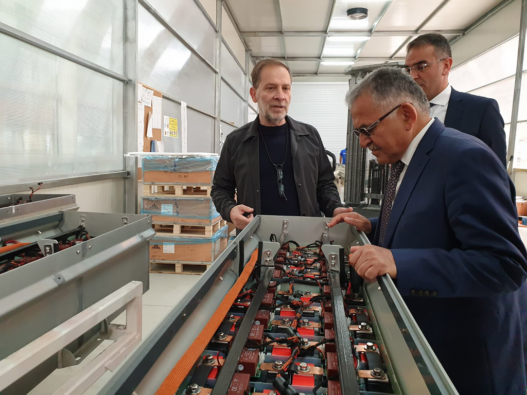 09.05.2019 - Başkan Büyükkılıç Bozankaya Fabrikasında İncelemelerde Bulundu