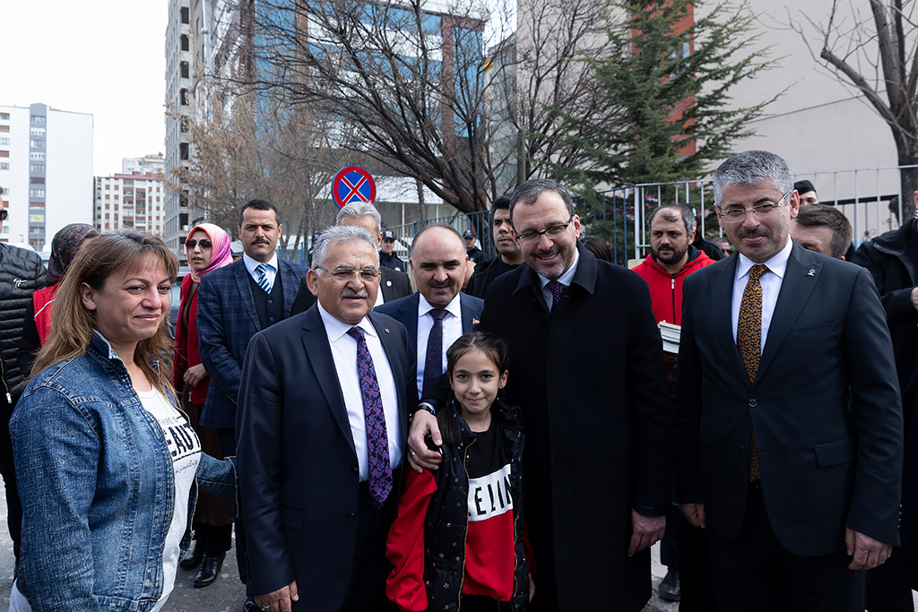 10.03.2020 - Gençlik ve Spor Bakanı Mehmet Muharrem Kasapoğlu Ak Parti İl Teşkilatı Ziyareti
