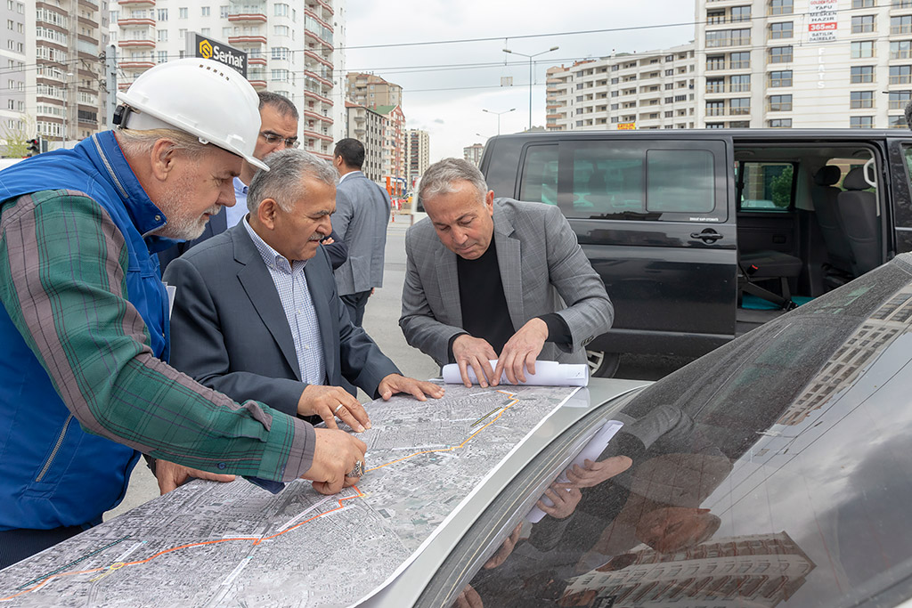 11.05.2019 - Başkan Büyükkılıç,  Sivas Caddesi Kaski Kanalizasyon Kolektör Hattı Çalışmalarını İnceledi