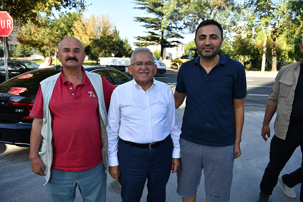 13.09.2024 - Başkan Büyükkılıç Tarık Koçoğlu Necip Fazıl Nazım Bey Bulvarları Yol Yapım Çalışmaları İnceleme