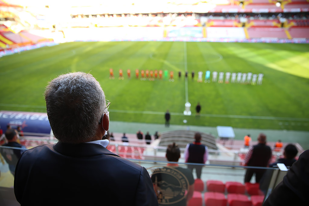 17.10.2020 - Başkan Memduh Büyükkılıç Kayserispor - Sivasspor Maçını İzledi