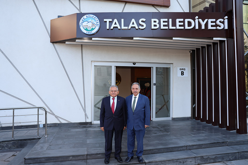 17.11.2023 - Başkan Büyükkılıç Talas Belediye Başkanı Mustafa Yalçın'ı Ziyaret Etti