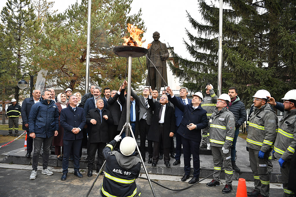 18. 11.2024 - Başkan Büyükkılıç Sarız Kadın Kooperatifi Ziyaret