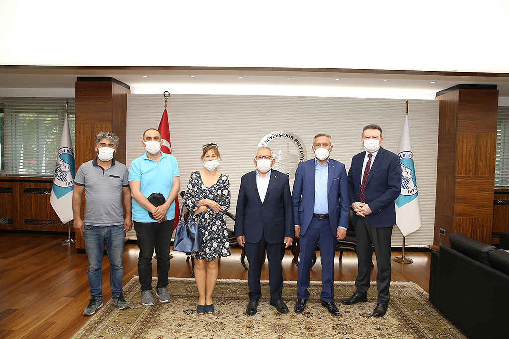 20.05.2021 - Serdar Sarıçam Kayseri Turizm İşletmeleri Derneği Başkan Memduh Büyükkılıç'ı Ziyaret Etti