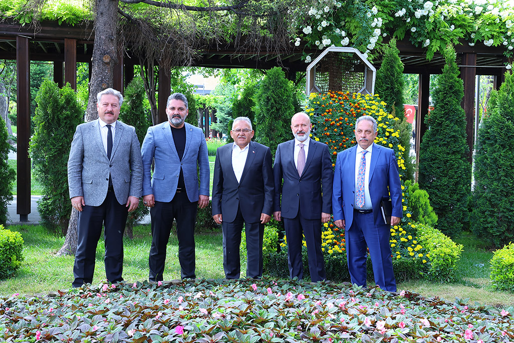 20.05.2024 - Melikgazi - Kocasinan - Talas İlçe Belediye Başkanları ve Ak Parti İl Başkanı Toplantı