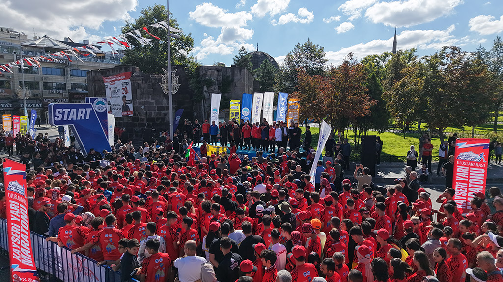 21.09.2025 5inci uluslararası kayseri yarı maratonu 10 k 20 k ve halk koşuları 3