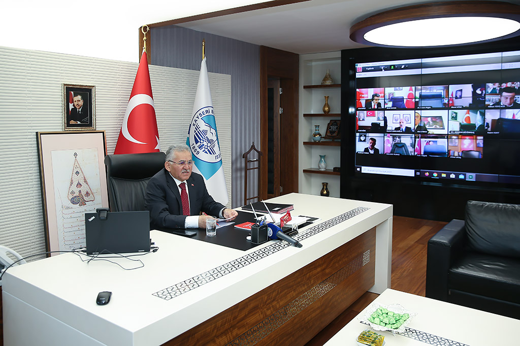 23.03.2020 - Başkan Memduh Büyükkılıç, Türkiye Belediyeler Birliği Aylık Encümen Toplantısına Telekonferans Yöntemi İle Katıldı