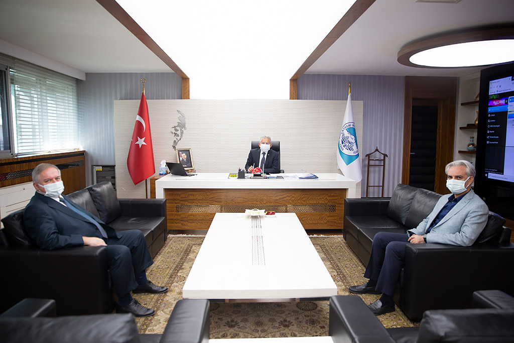24.09.2020 - Kayseri 1. Organize Sanayi Yönetim Kurulu Başkanı Tahir Nursaçan Başkan Memduh Büyükkılıç'ı Ziyaret Etti