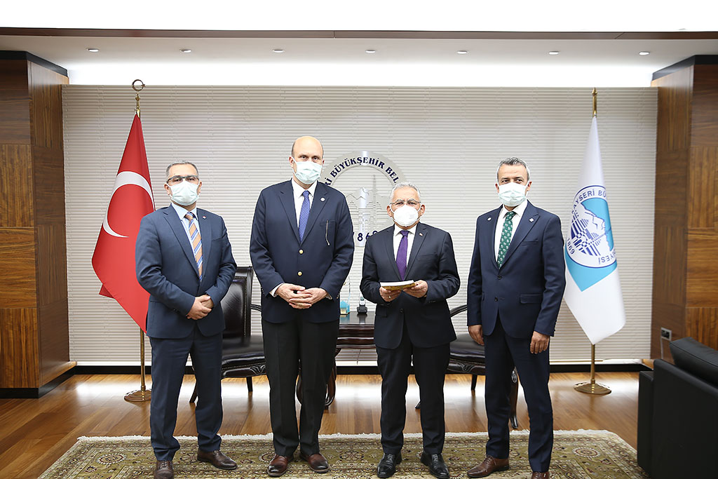 25.05.2021 - Ahmet Obalar Bahçeşehir Koleji  Müdürü Başkan Memduh Büyükkılıç'ı  Ziyaret Etti