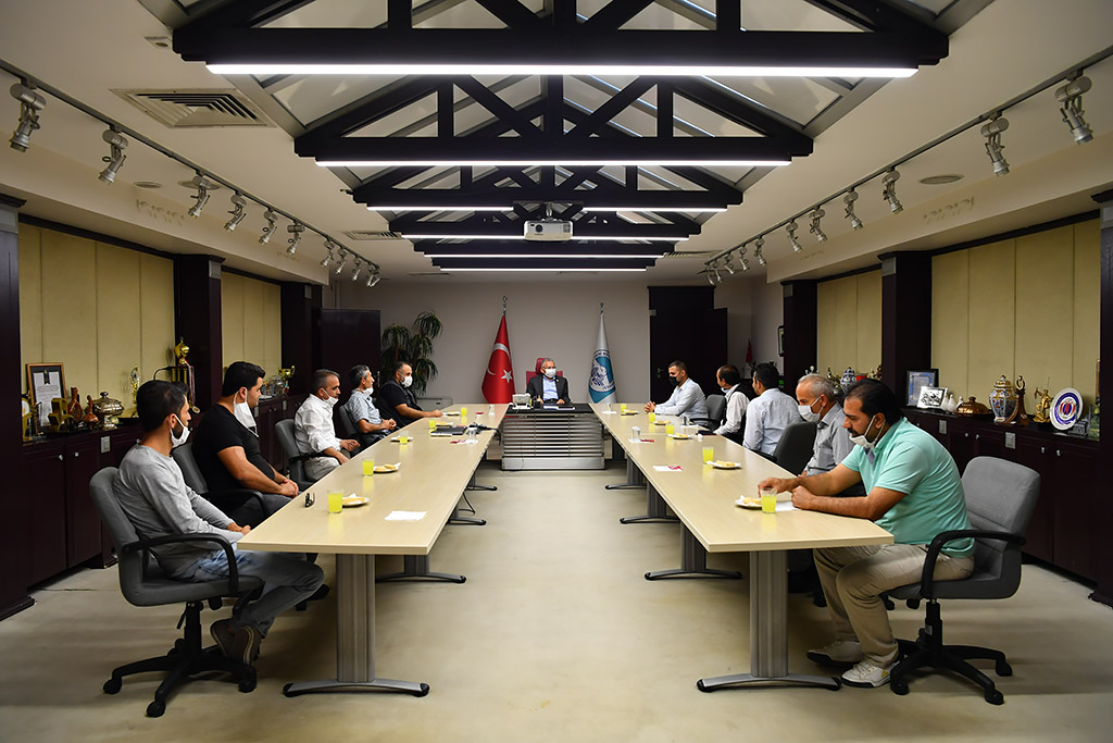 25.08.2020 - Başkan Memduh  Büyükkılıç, MHP Develi İlçe Başkanı Yunus Özer'i Kabul Etti