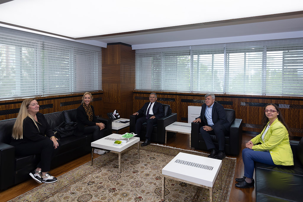 25.09.2019 - Balçiçek İlter Başkan Büyükkılıç'ı Ziyaret Etti