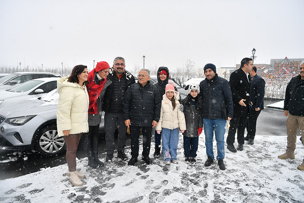 27.12.2025 başkan büyükkılıç kayseri millet bahçesi gezi