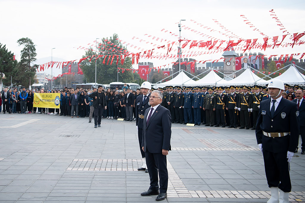 28.10.2019 - Cumhuriyet Bayramı Çelenk Koyma Töreni