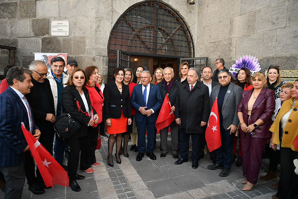 29.10.2024 - Kayserili Lider İş Kadınları Sanat Kooperatif Cumhuriyet Sergisi