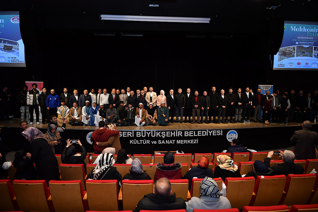 31.12.2025 başkan büyükkılıç mekkenin fethi programına katıldı