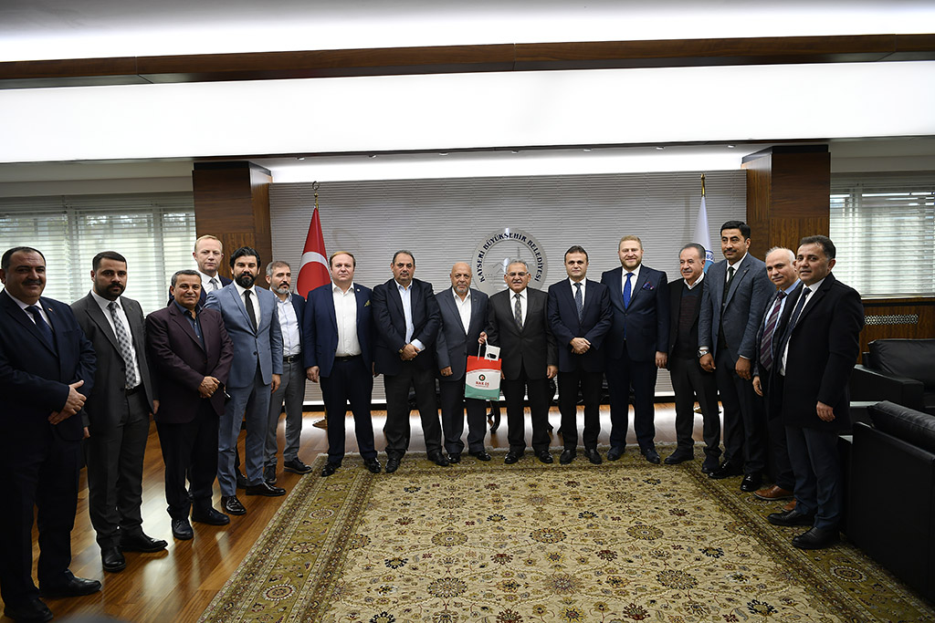 02.12.2019 - Hak-İş Genel Başkanı Mahmut Arslan Başkan Büyükkılıç'ı Ziyaret Etti