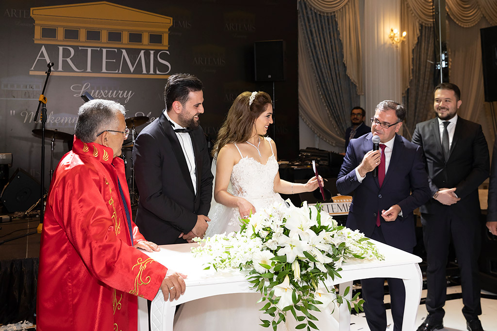 14.04.2019 - Başkan Büyükkılıç Yağmur Şahin - Mustafa Çağırgan Çiftinin Nikahını Kıydı