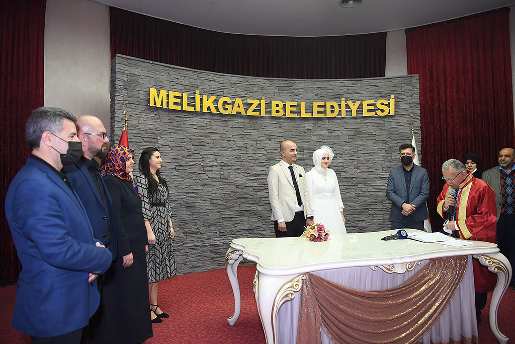 19.02.2022 - Büyükşehir Belediyesi Özel Kalem Müdürü Mehmet Çavuş'un Kızının Nikahı