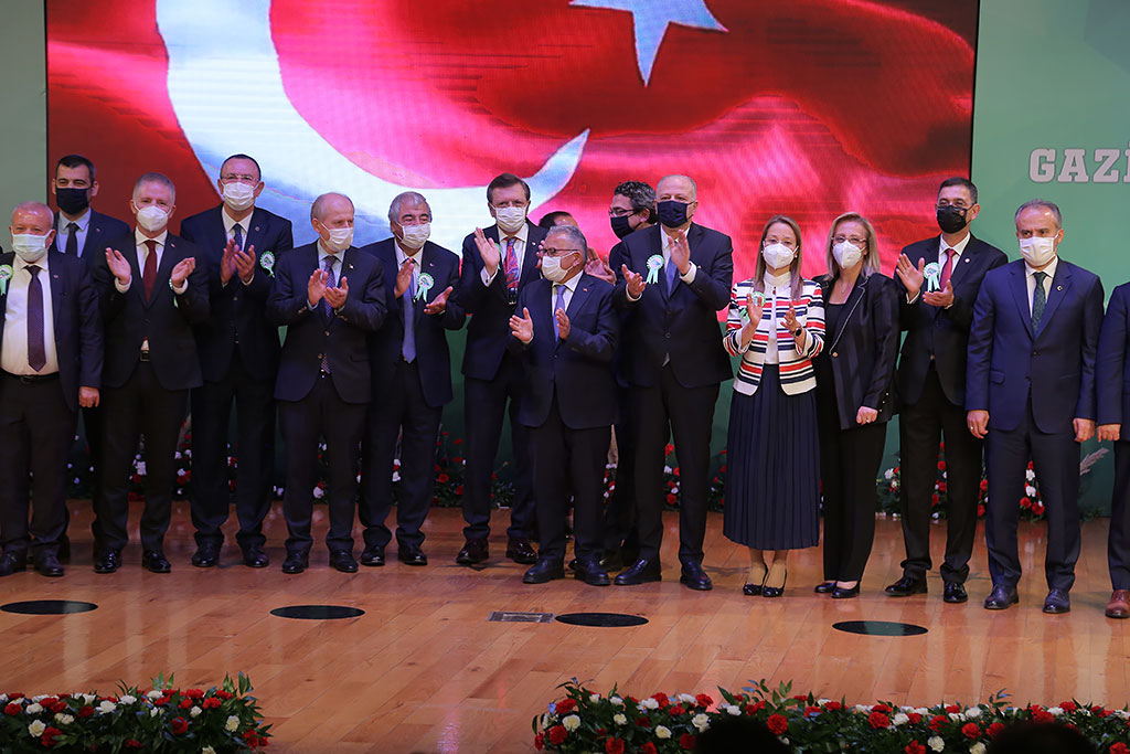 06.10.2021 - Başkan Büyükkılıç Gaziantep Sanayi Odası Gaziantepin Yıldızları Plaket Töreni